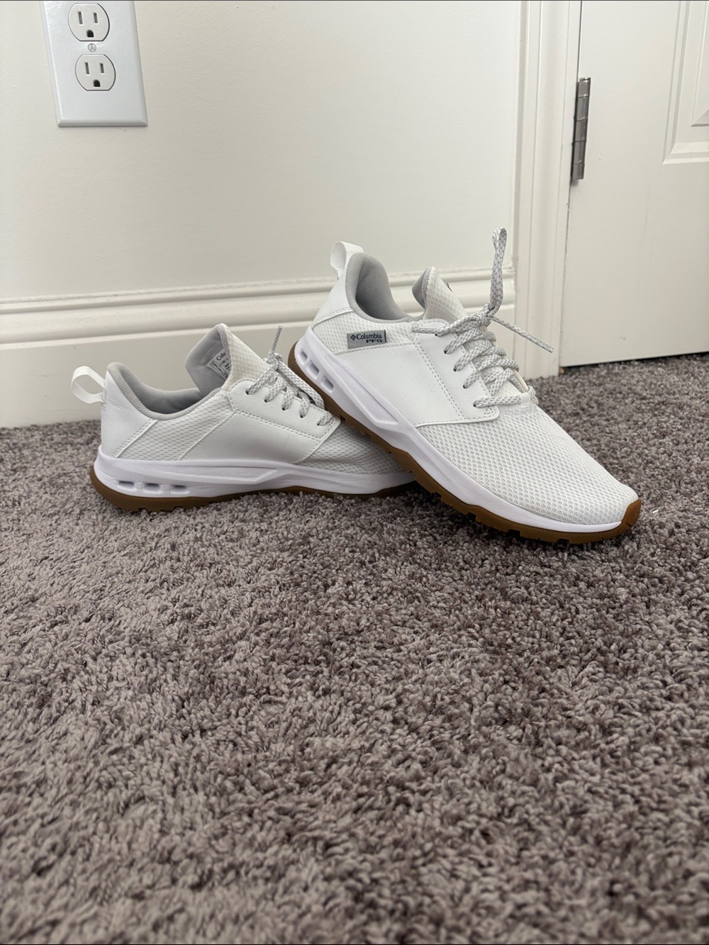 Columbia Women’s White Athletic Sneaker with Gum Sole